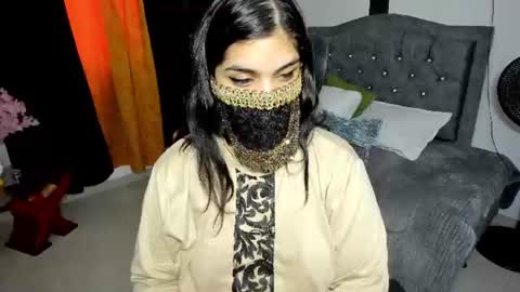 Anissa online show from August 4, 3:29 pm