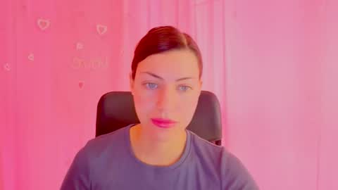 Anni online show from March 21, 2:33 pm