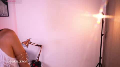 Anna k online show from April 1, 8:28 pm