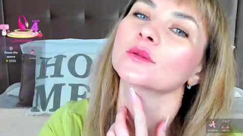 Anna online show from March 24, 1:11 am