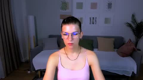 Im Anna online show from June 22, 4:20 am