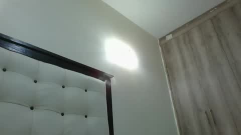 annlance online show from May 11, 4:26 pm