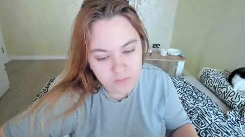 appleyummybuns online show from July 13, 12:28 pm