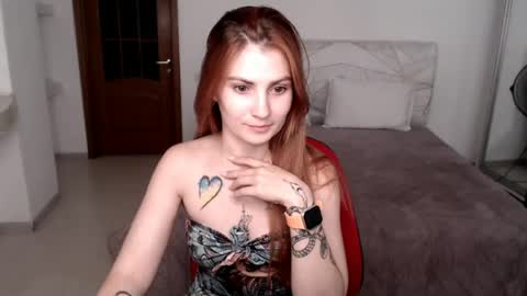 aria_rei online show from July 17, 9:13 am
