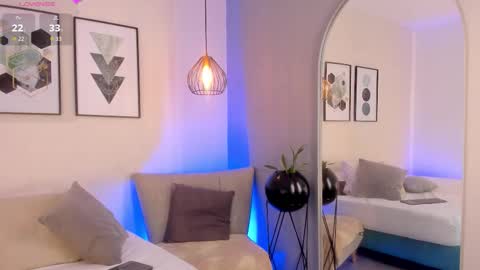 Aria online show from March 25, 8:50 am