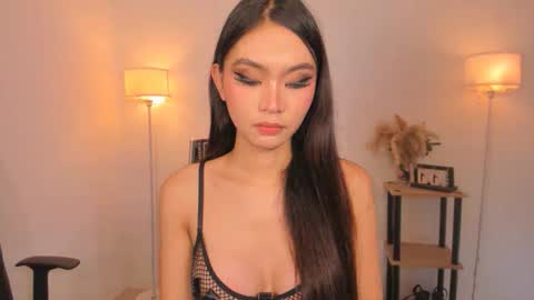 MIRA GREYSON online show from April 6, 4:57 am