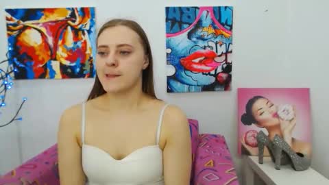 arinabelle online show from February 8, 5:22 am