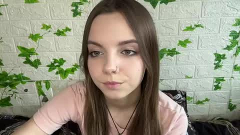 Lisa online show from June 7, 3:08 pm