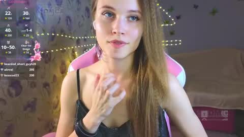 armurra online show from April 3, 2:04 pm