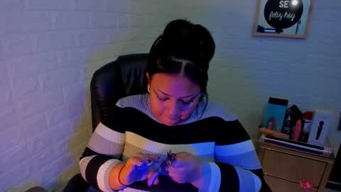 artenisa_tay69 online show from March 13, 4:47 am