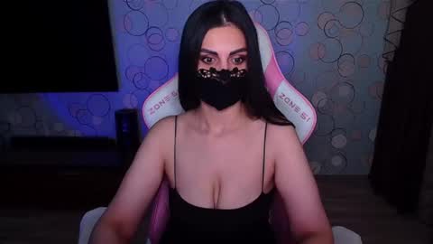   Yasmina   online show from March 18, 3:33 am