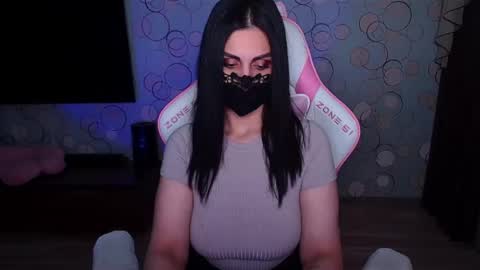   Yasmina   online show from March 5, 3:57 am