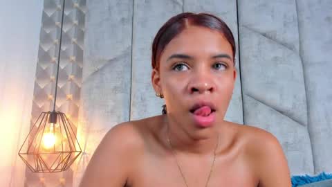 AshleyHill online show from April 10, 8:42 am