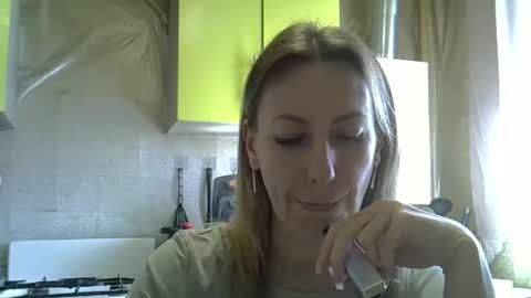 AshleyXHoney online show from April 22, 7:49 am