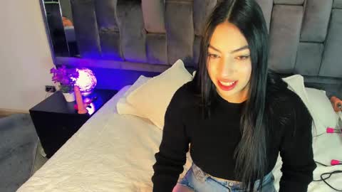 Ashly online show from May 24, 3:38 am