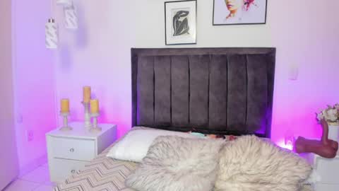 ashlye_white online show from March 30, 1:16 am