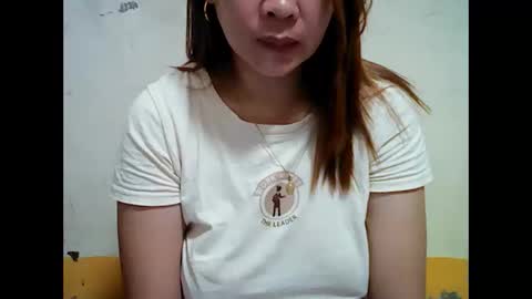 asiancutie143 online show from April 13, 11:05 pm