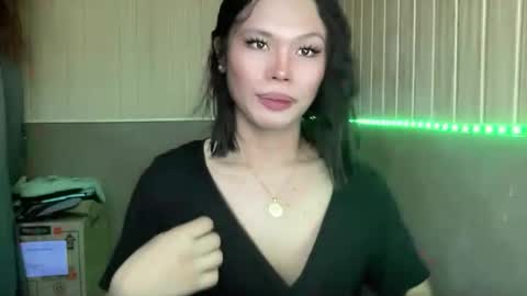 asianflirty_maicaxx online show from May 3, 1:20 am