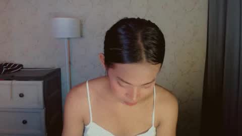 kisses online show from April 10, 10:54 am