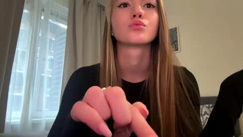 DiLuna online show from April 6, 12:17 pm