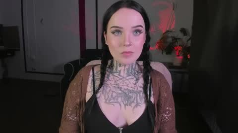 online every day between 10am-23pm online show from October 17, 3:26 pm