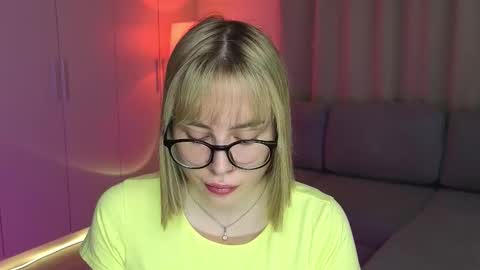 aurelia_voss online show from March 14, 6:03 am