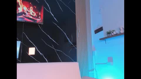 aurora_lul online show from April 11, 7:56 am