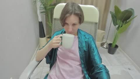 Aurora online show from April 11, 3:37 pm