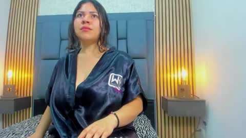 aurore online show from October 27, 11:39 am