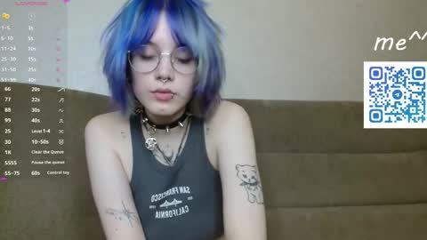 avaobierne online show from April 2, 2:03 pm