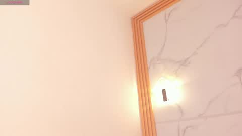 Ayla  online show from April 14, 9:04 pm