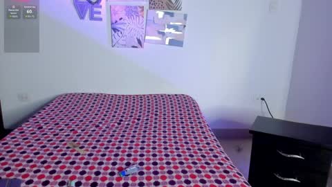 aylah_beckham online show from April 1, 11:11 am