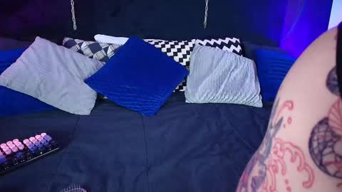 Aylen online show from March 9, 7:39 pm