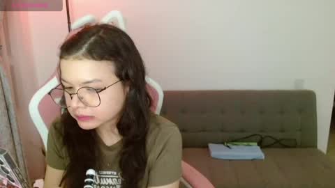 Azu  online show from May 26, 12:32 am