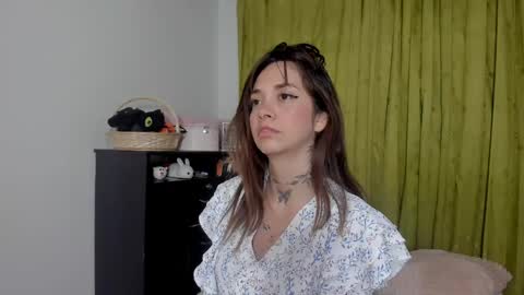 azumi saan online show from April 21, 1:53 am