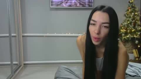 babe Sara3 online show from December 7, 7:43 pm