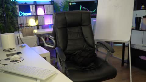 Olivia and Lexi online show from March 24, 8:41 am