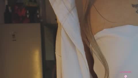 Cristy online show from February 4, 9:29 pm