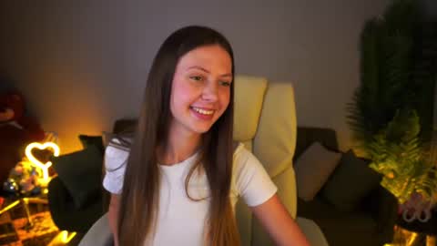 Lady Vi online show from July 11, 1:22 pm
