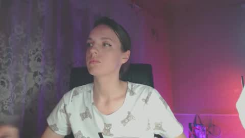 Sonya online show from April 4, 8:51 pm