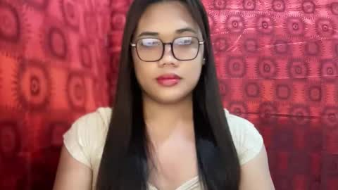 AMARA - FOLLOW ME AND THUMBS UP online show from May 16, 1:21 pm