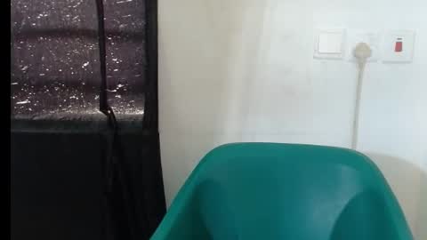 baddiebitchx online show from April 23, 12:29 pm