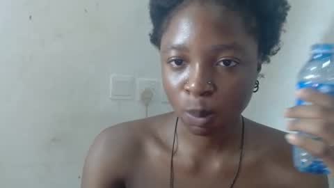 baddiebitchx online show from June 17, 8:26 am