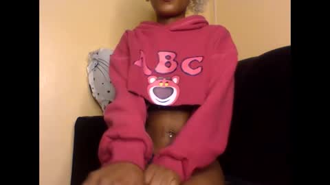 Lily. online show from March 9, 2:15 am