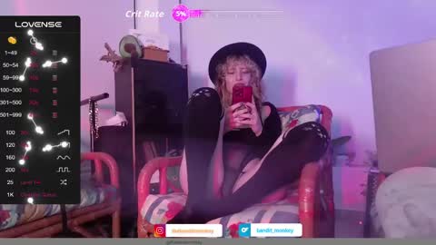 V E R O N I C A online show from April 30, 2:50 am