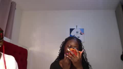 queen online show from April 14, 7:30 am