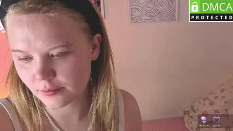 Barbie Staze online show from May 12, 3:37 am