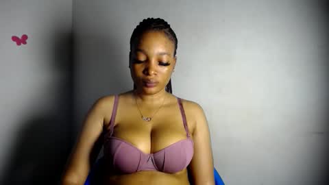 moanna online show from April 9, 7:19 pm