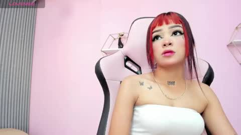 Sara online show from May 5, 6:55 pm