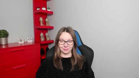 Zoe online show from November 5, 6:51 am